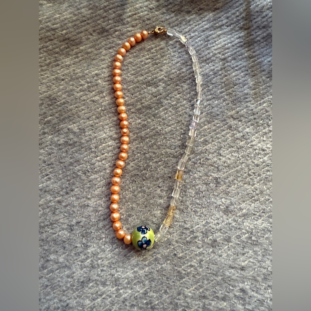 floral asymmetrical choker - Picture 7 of 7